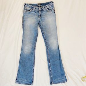 Light wash Suki style Silver Jeans